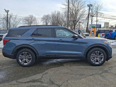 2026 Ford Explorer Base