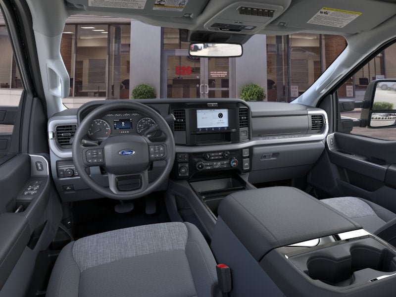 2026 Ford Super Duty F-350 SRW XLT