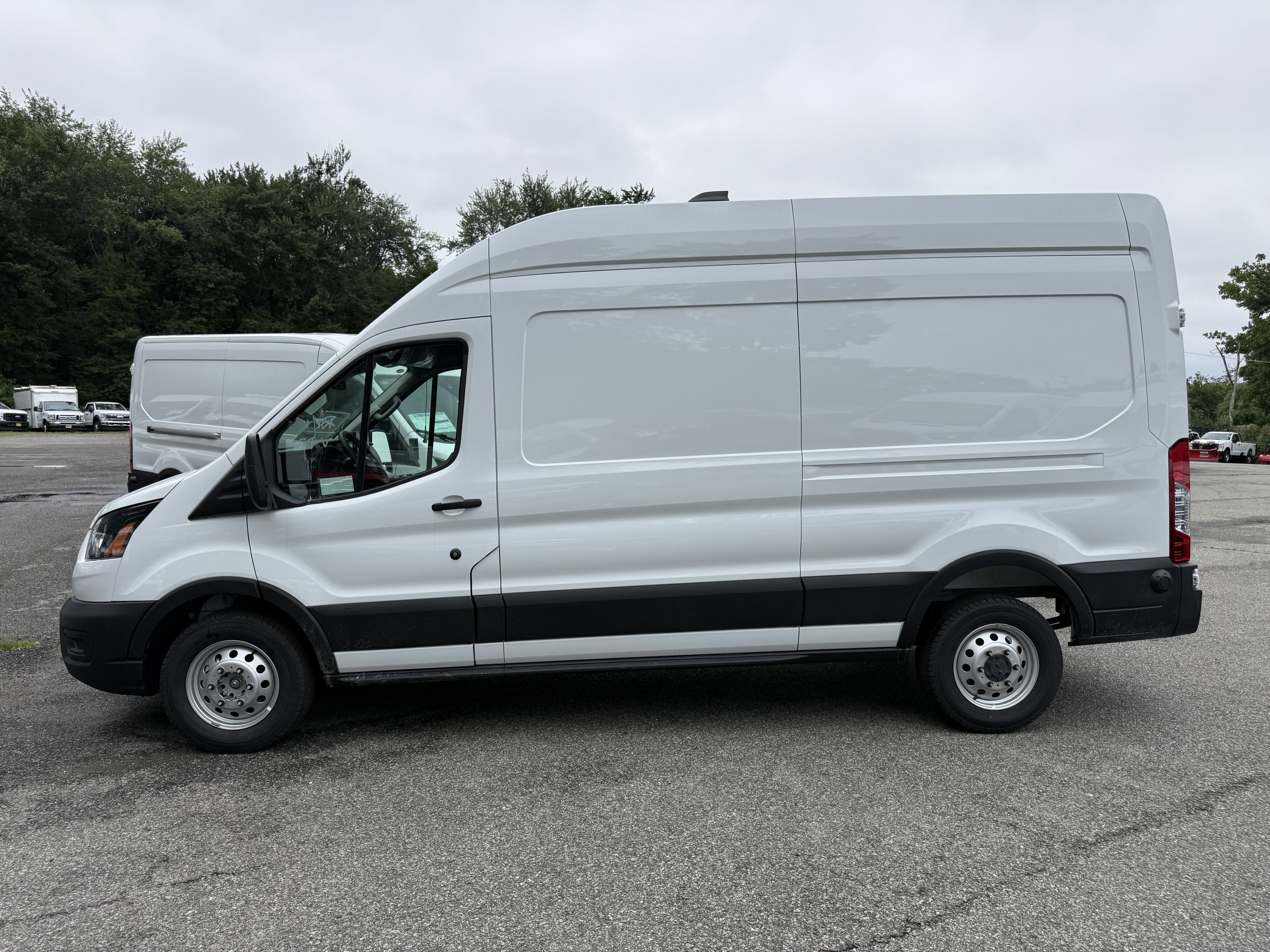 2026 Ford Transit Cargo Van Base