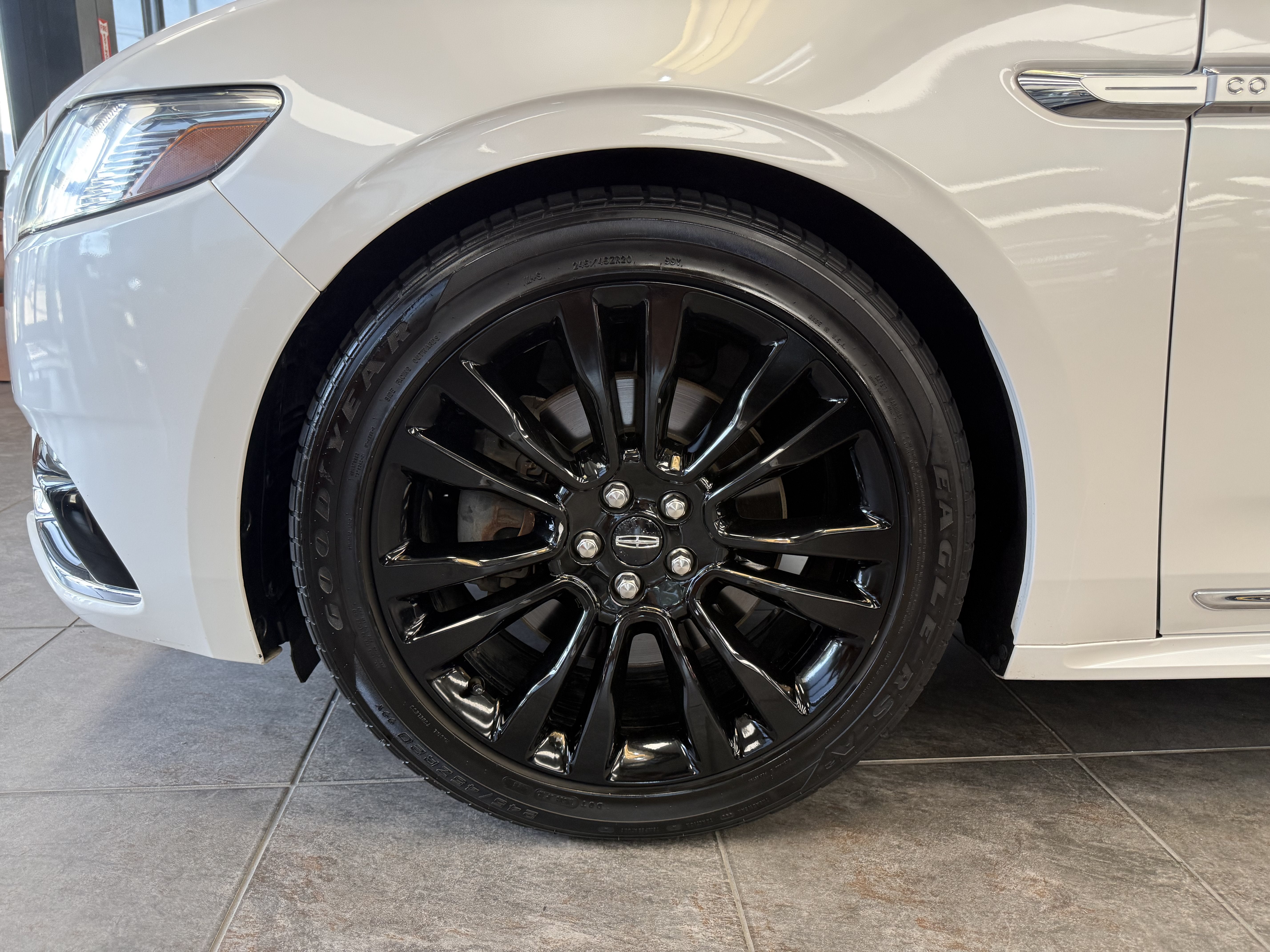 2018 Lincoln Continental Reserve