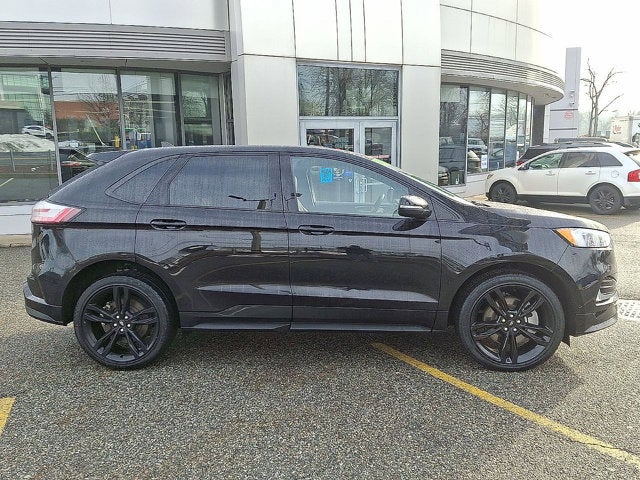 2022 Ford Edge ST