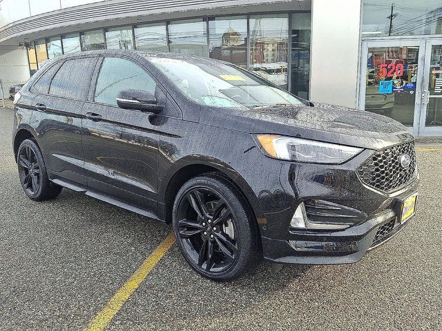 2022 Ford Edge ST