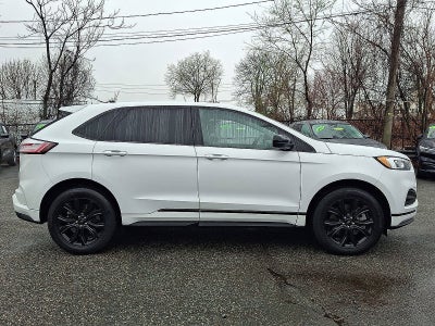 2023 Ford Edge SE