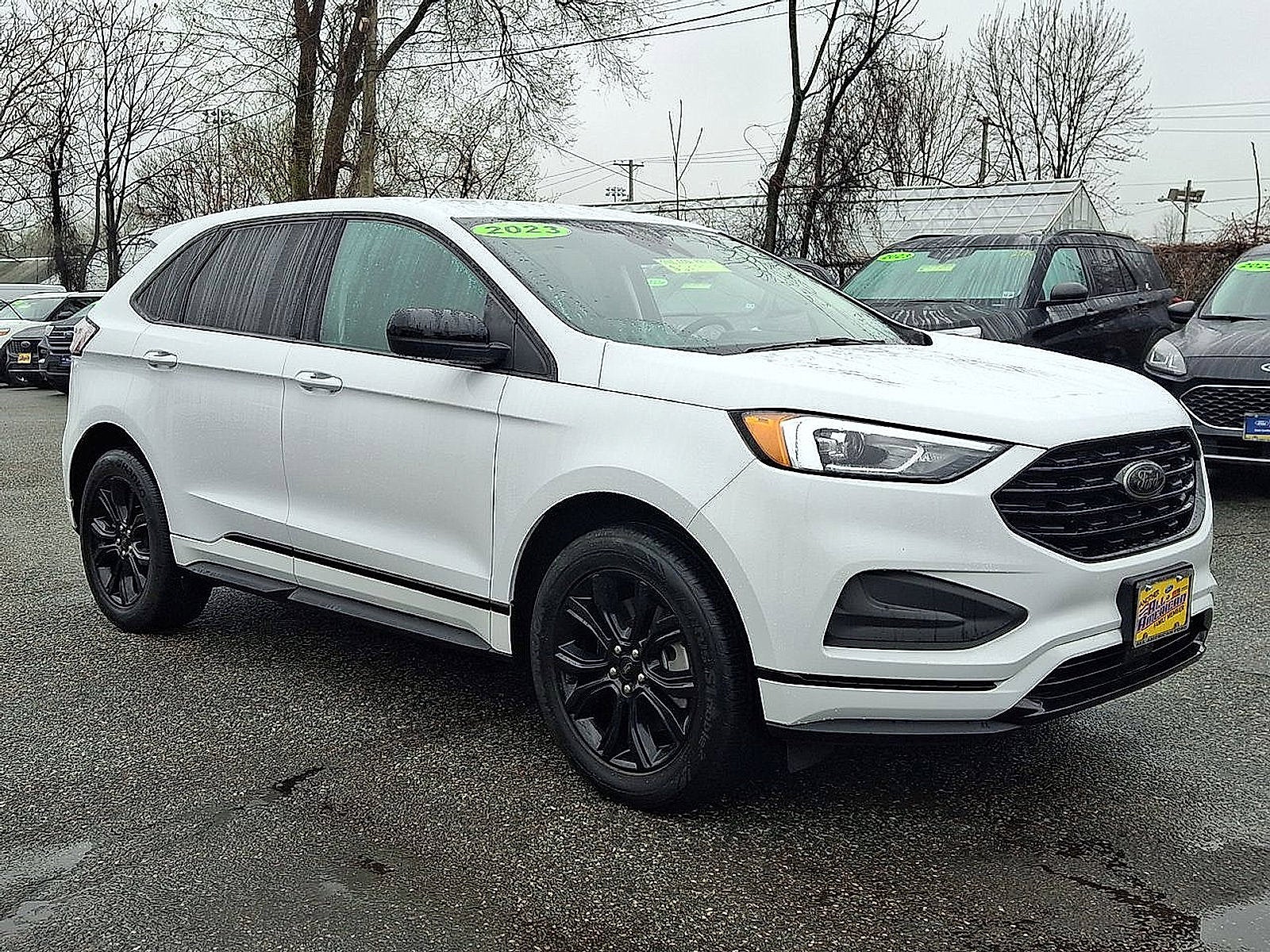 2023 Ford Edge SE