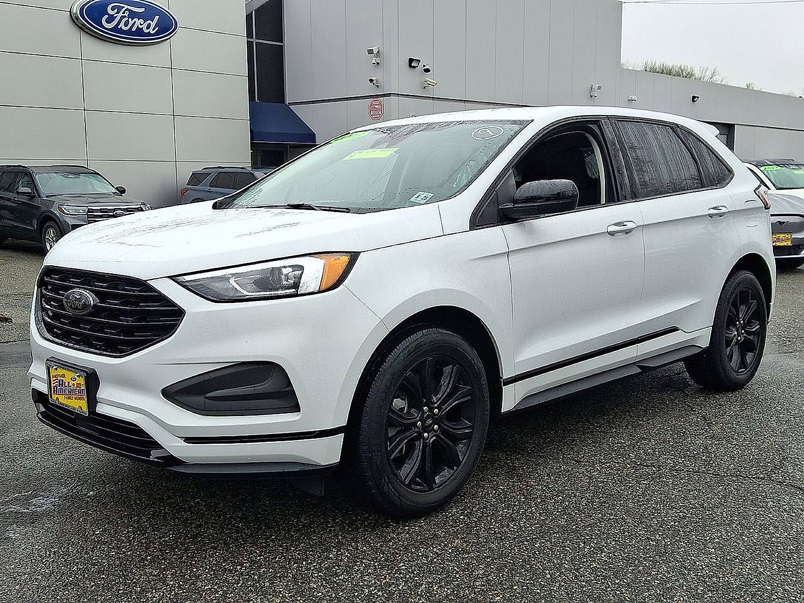 2023 Ford Edge SE