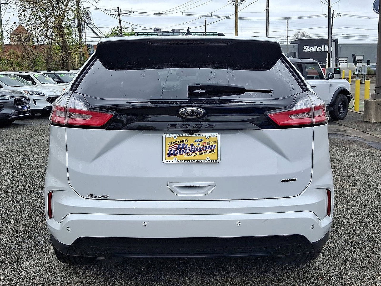 2022 Ford Edge SE