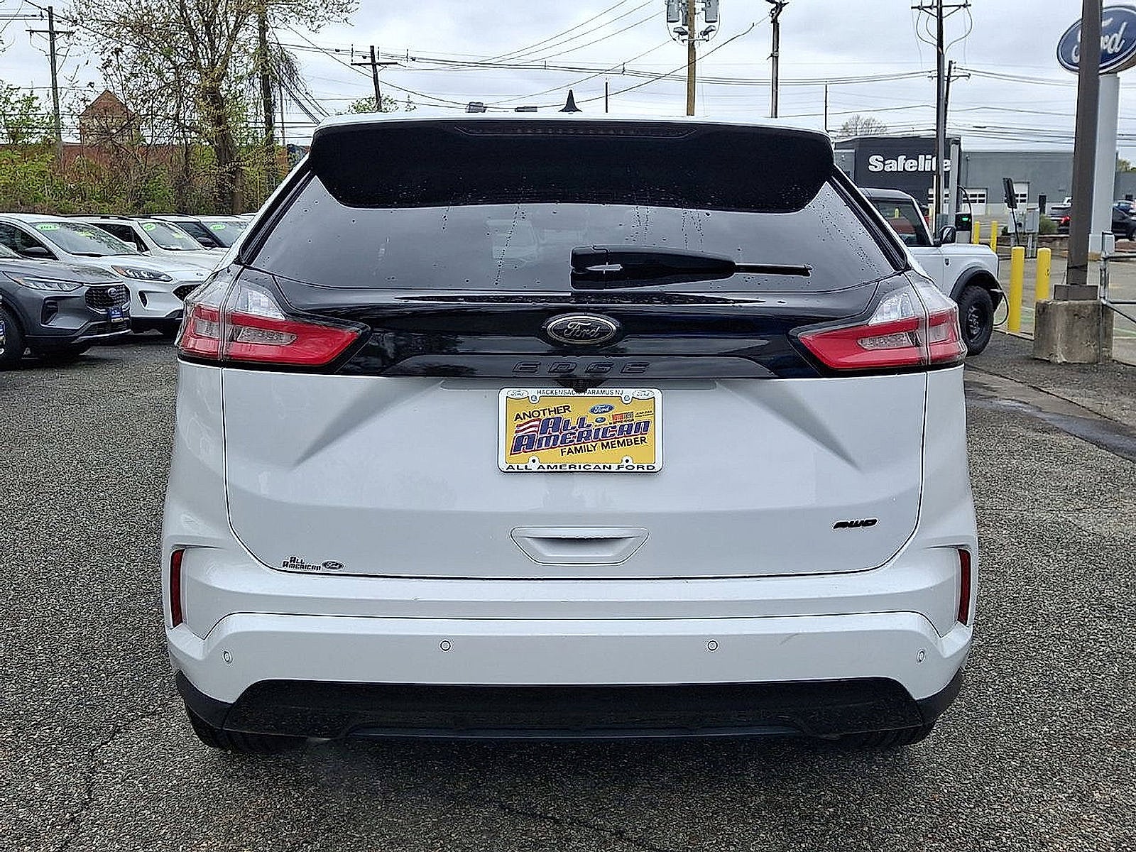 2022 Ford Edge SE