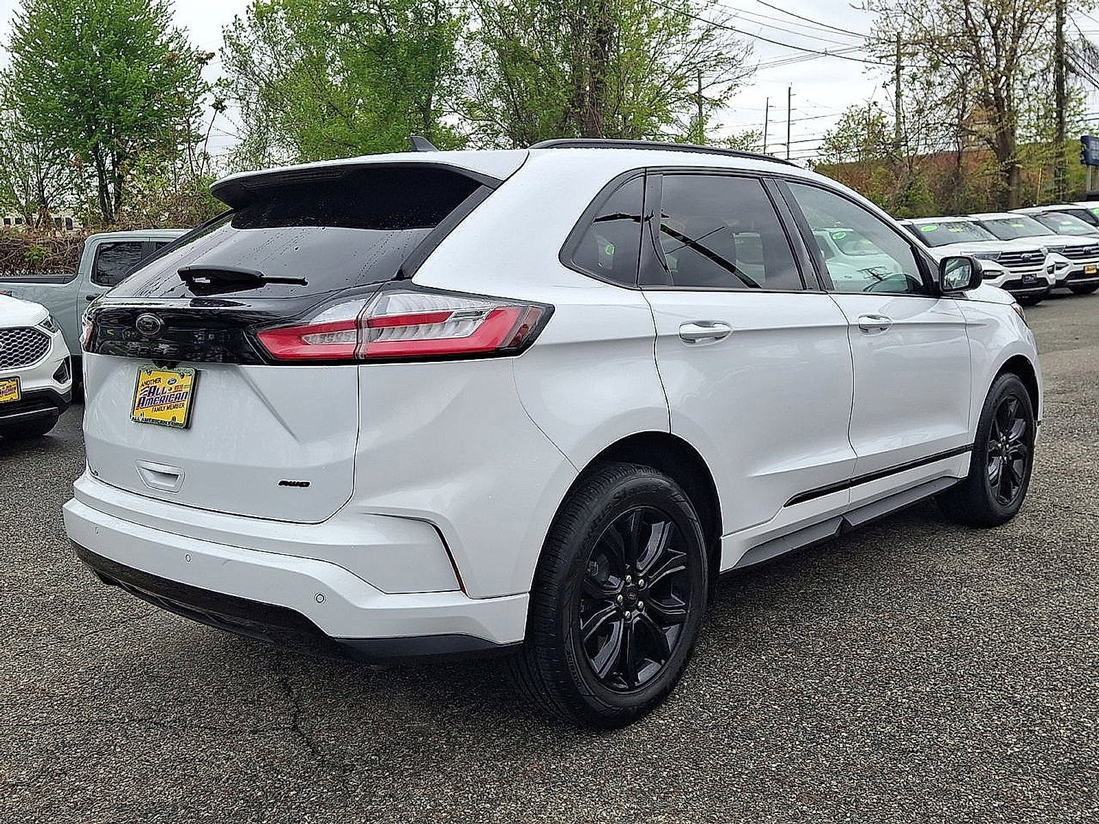 2022 Ford Edge SE