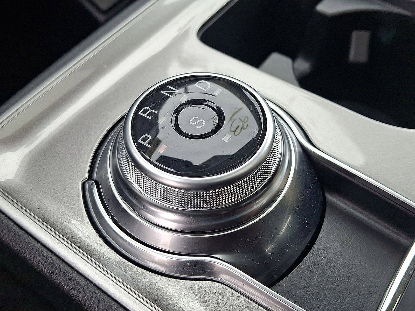 2023 Ford Edge Base