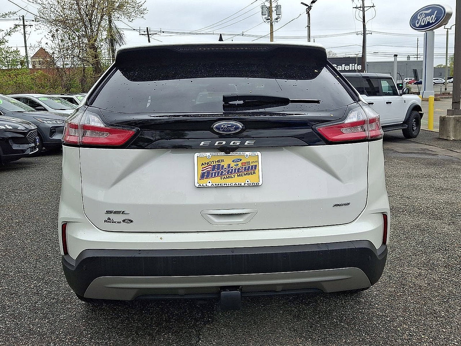 2023 Ford Edge Base