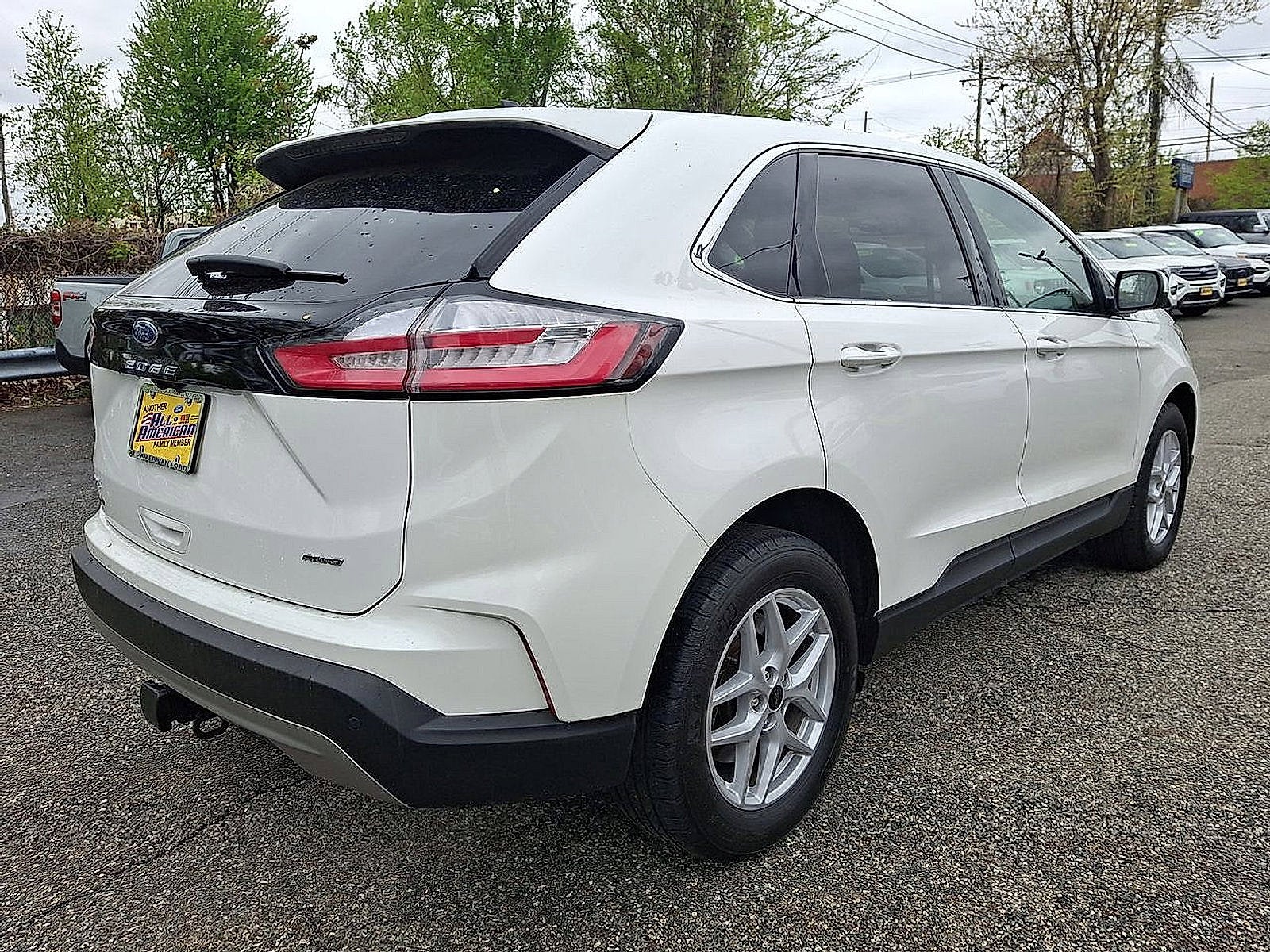 2023 Ford Edge Base