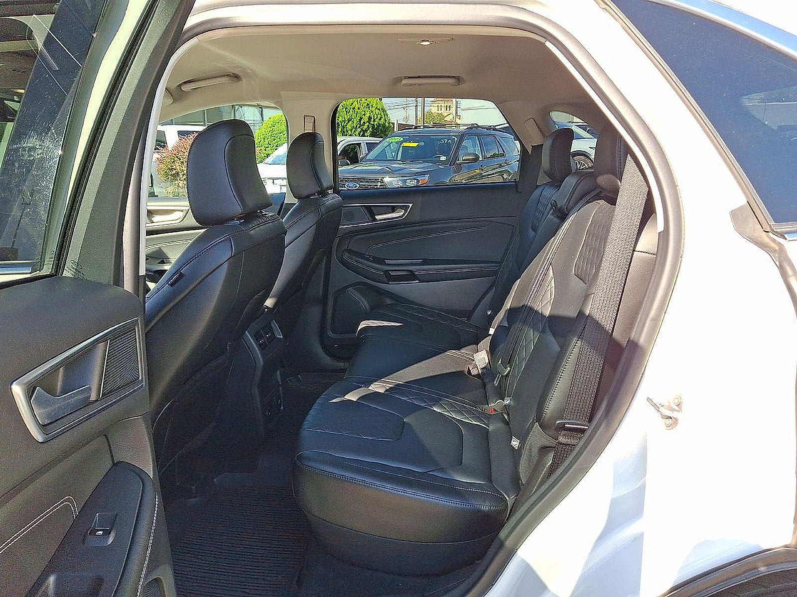 2023 Ford Edge Titanium