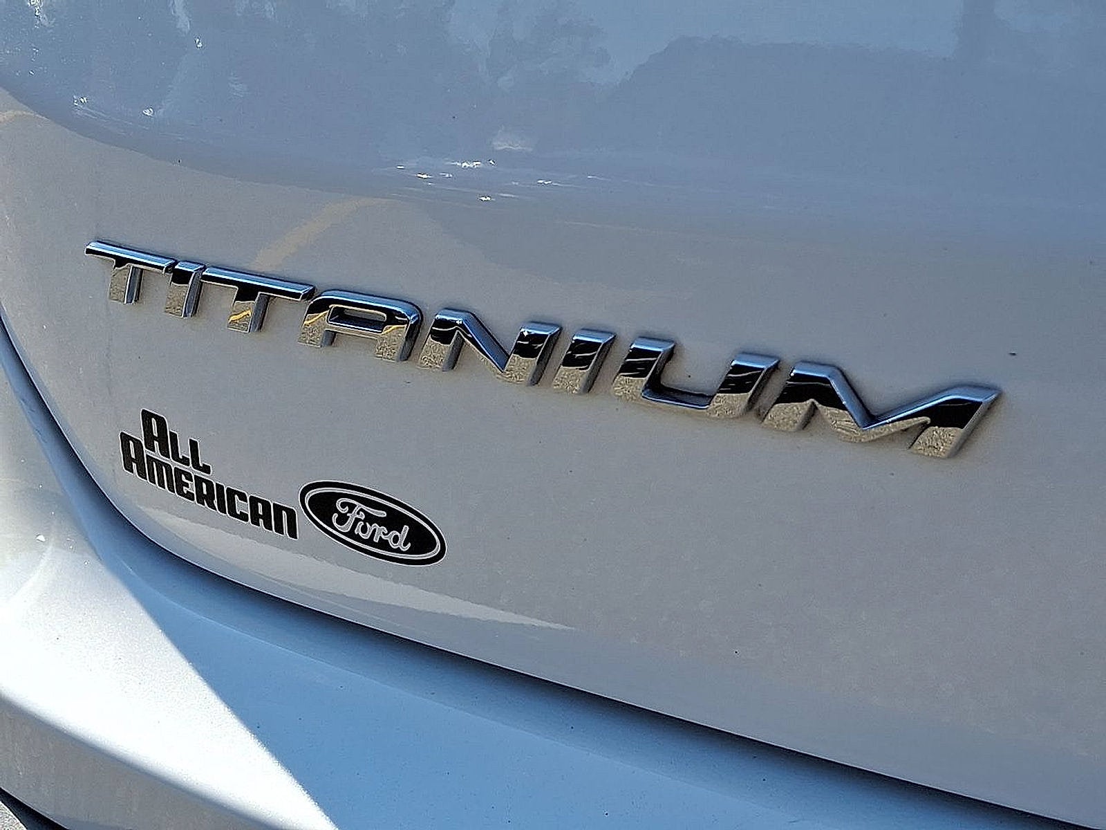 2023 Ford Edge Titanium