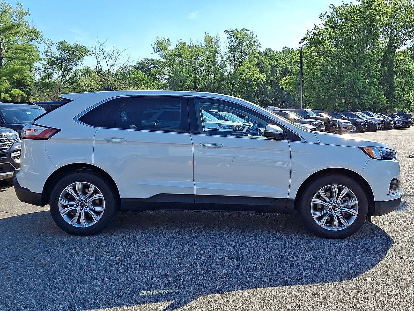 2023 Ford Edge Titanium