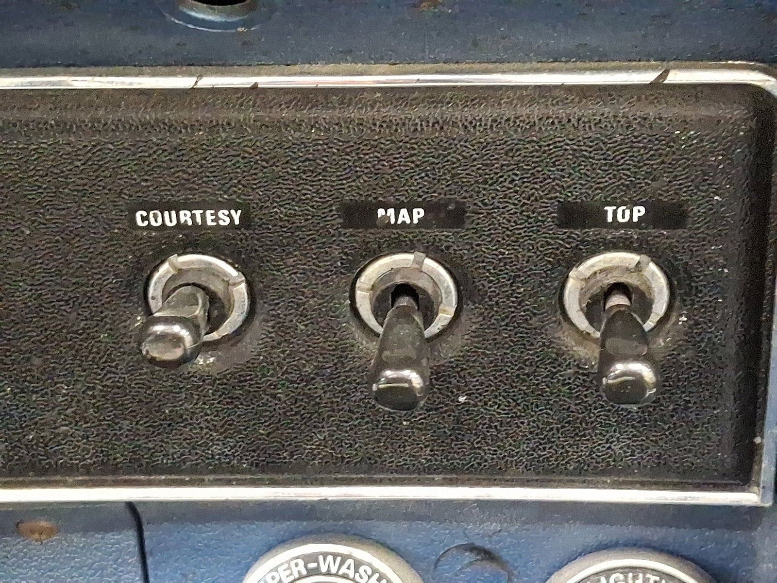 1973 MERCURY COUGAR Base