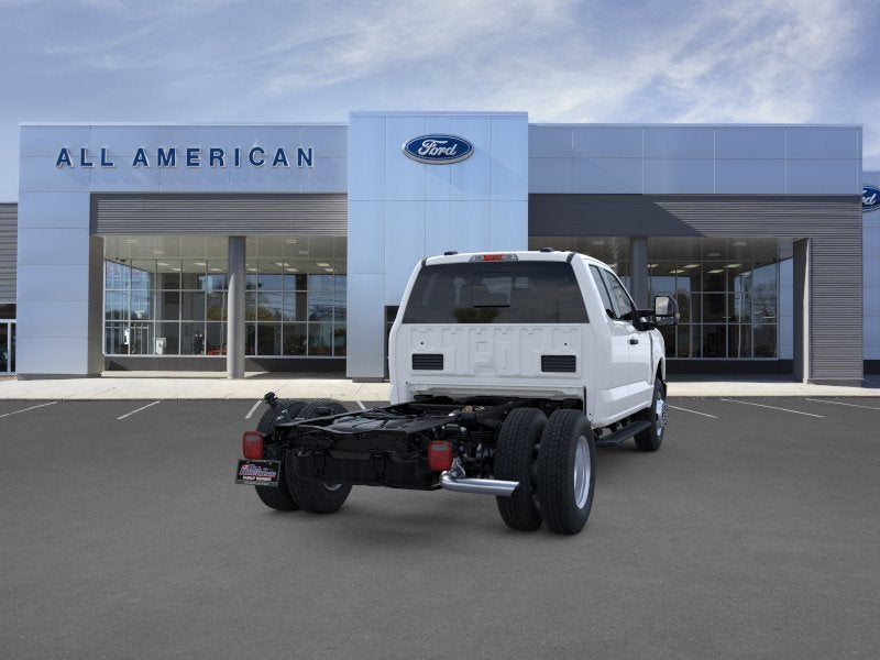 2026 Ford Super Duty F-350 DRW Base