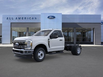 2026 Ford Super Duty F-350 DRW Base
