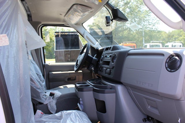 2026 Ford E-Series Cutaway 12 FT Aerocell Box