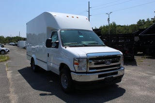 2026 Ford E-Series Cutaway 12 FT Aerocell Box