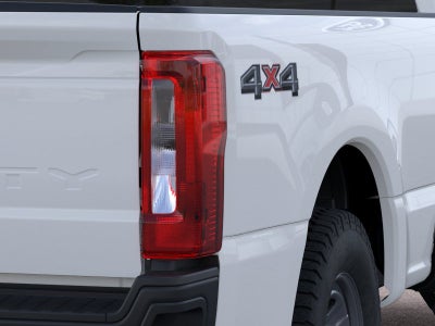2026 Ford Super Duty F-350 SRW Base