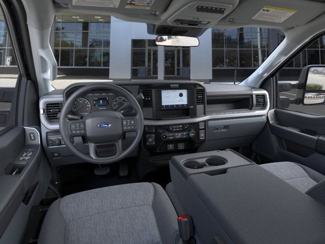 2026 Ford Super Duty F-350 SRW Base