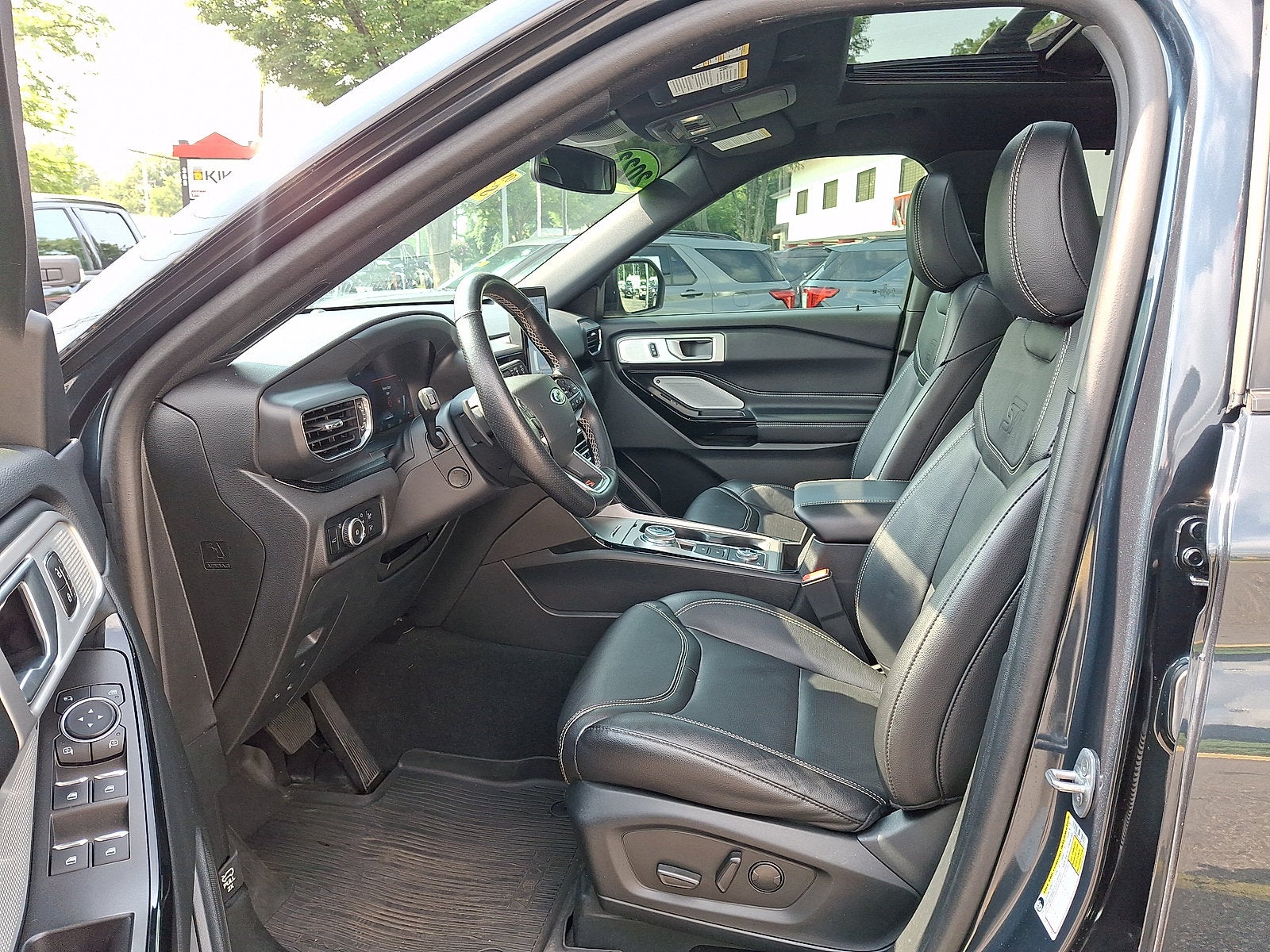 2023 Ford Explorer ST