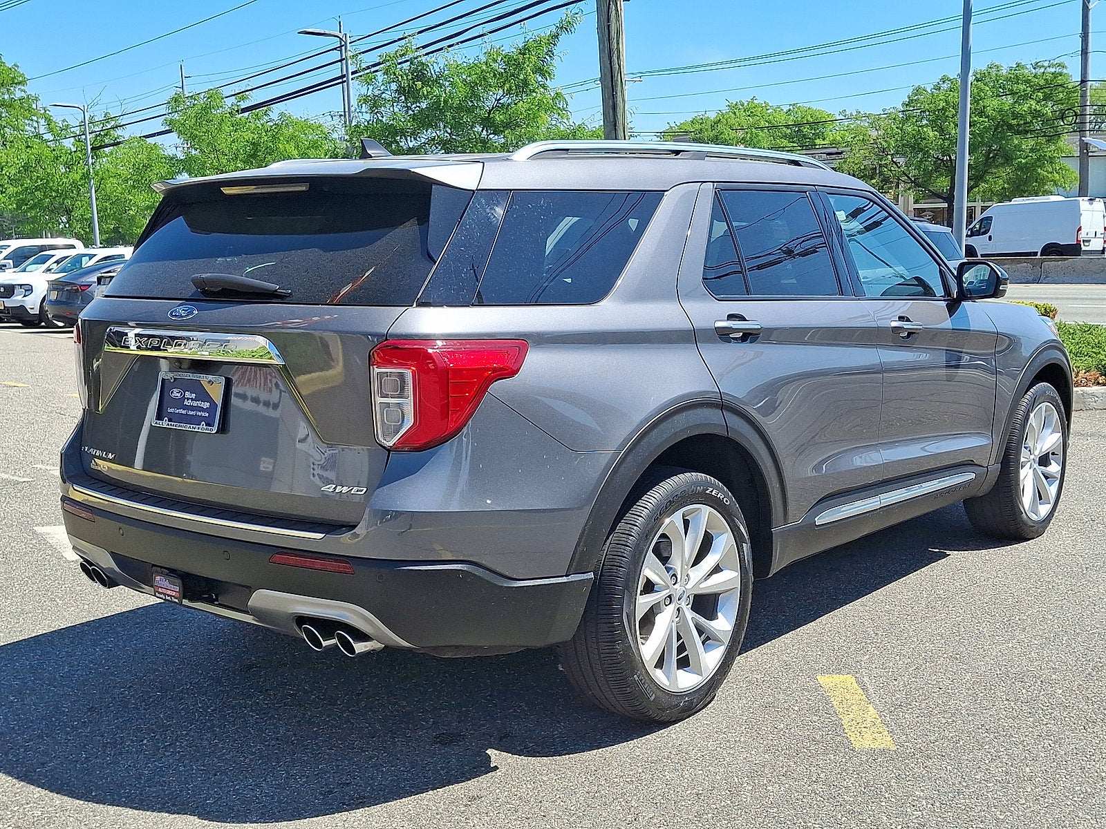 2023 Ford Explorer Platinum
