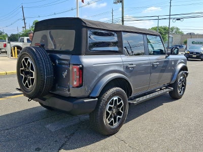 2022 Ford Bronco Base