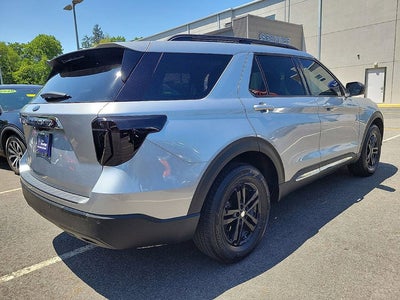2020 Ford Explorer Base