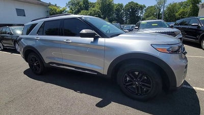 2020 Ford Explorer Base
