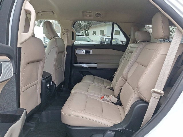 2023 Ford Explorer Base