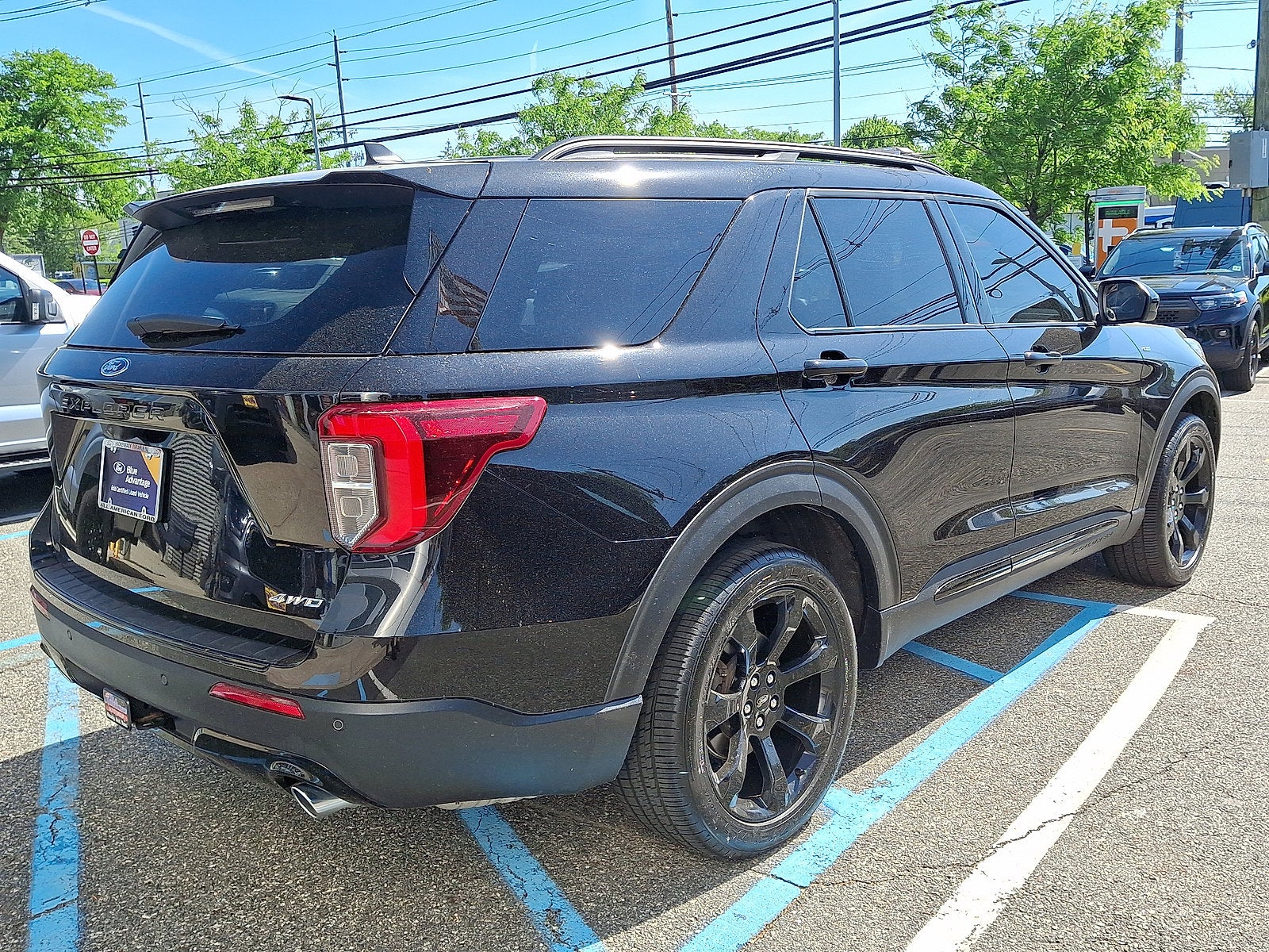 2024 Ford Explorer ST-Line