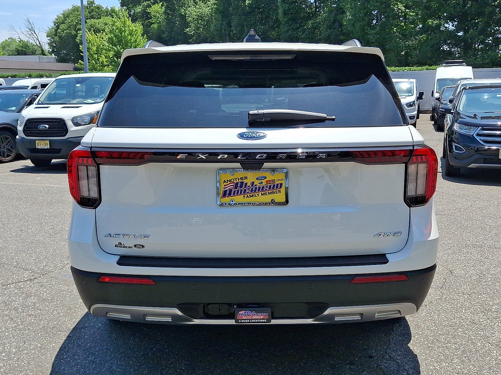2026 Ford Explorer Base
