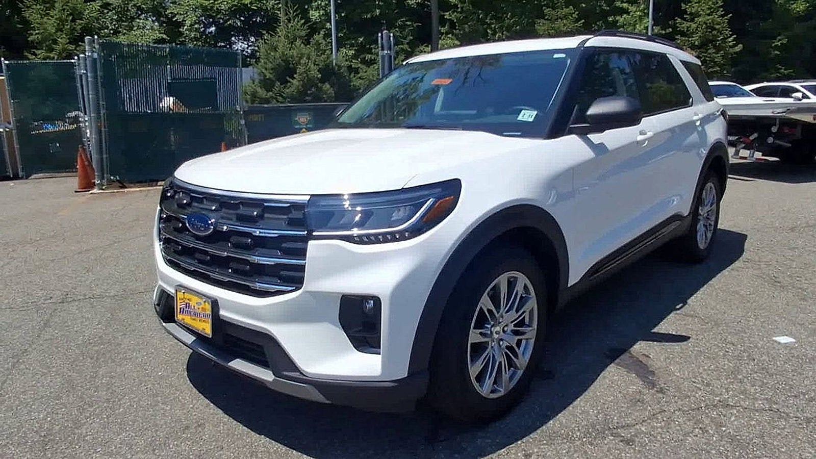 2026 Ford Explorer Base