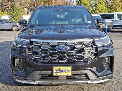 2025 Ford Explorer Platinum