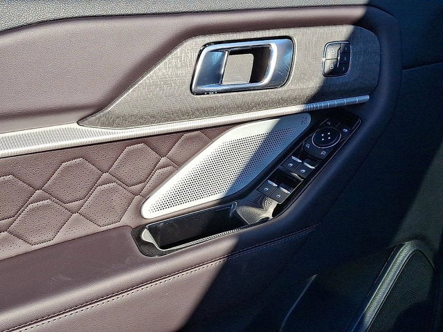 2025 Ford Explorer Base