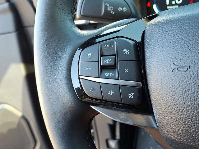 2025 Ford Explorer Base