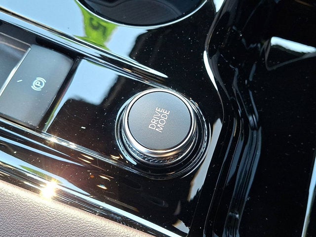 2025 Ford Explorer Base