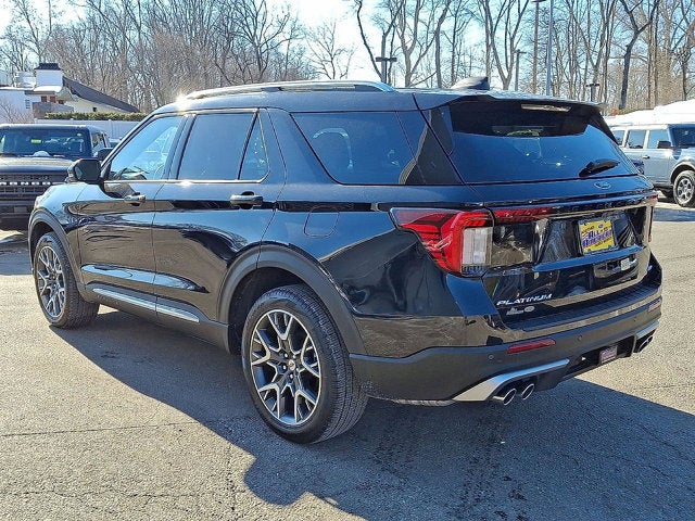 2025 Ford Explorer Base