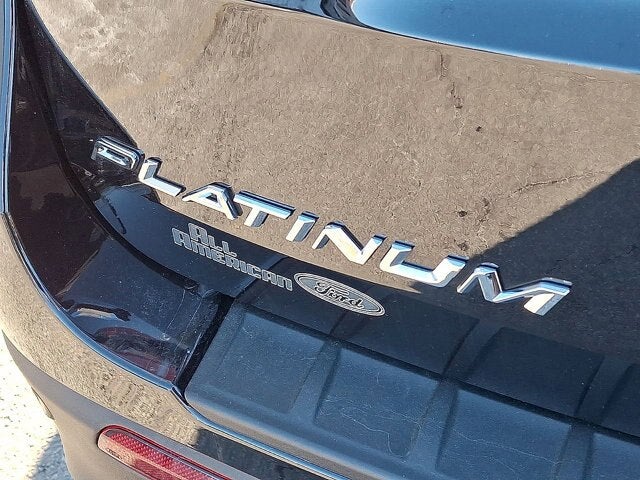 2025 Ford Explorer Base