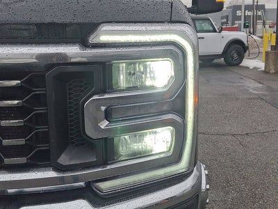 2023 Ford Super Duty F-350 DRW Base