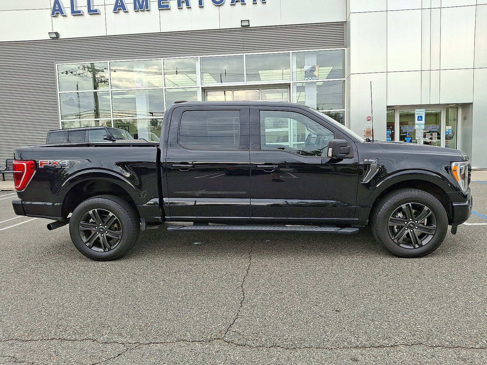 2021 Ford F-150 Base