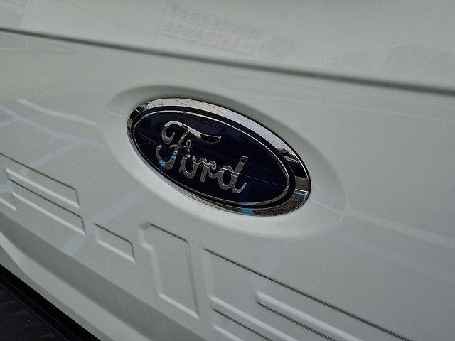 2022 Ford F-150 Base