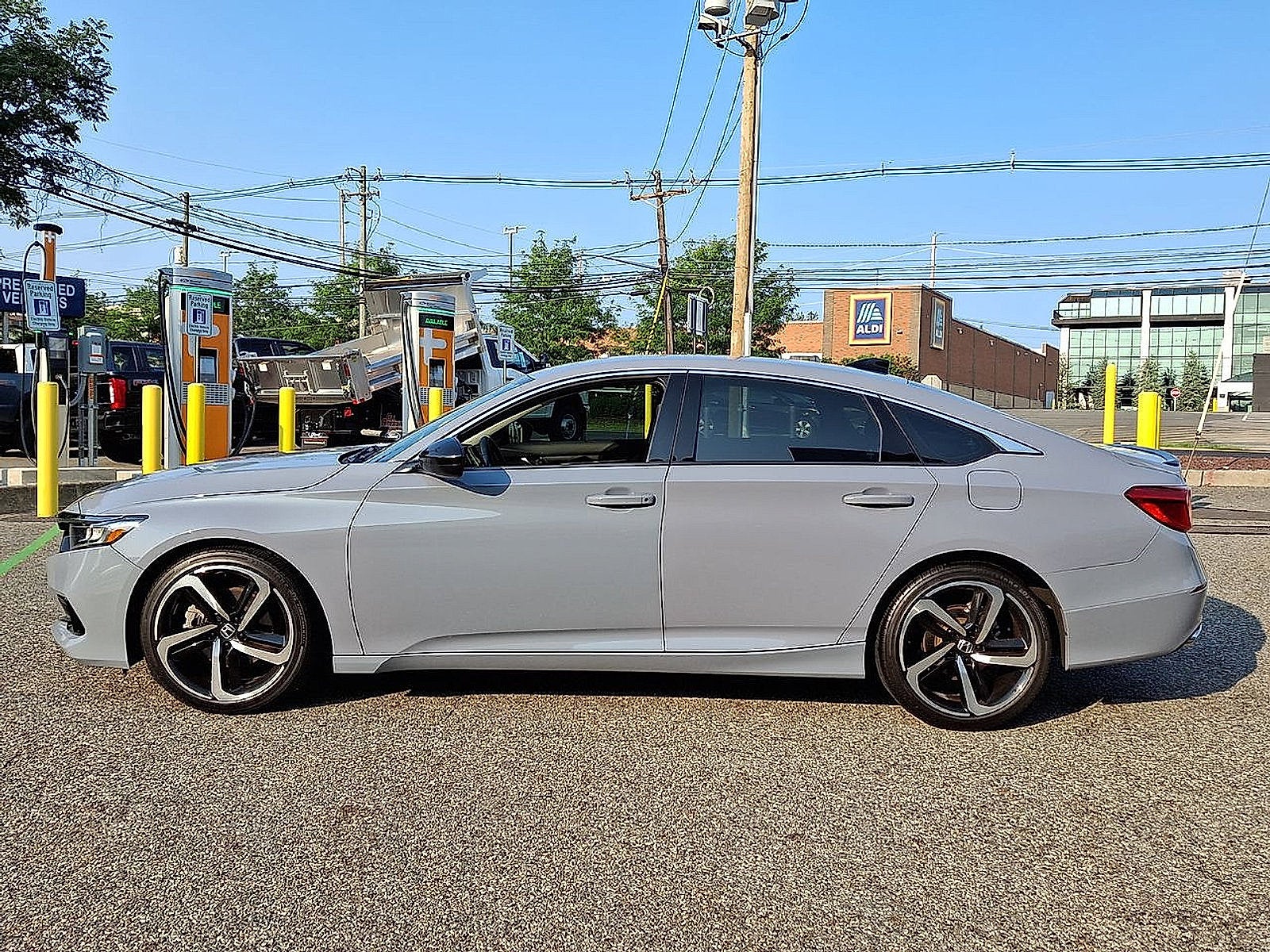 2021 Honda Accord Sedan Sport SE