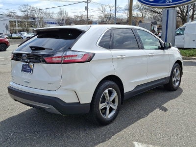 2022 Ford Edge Base