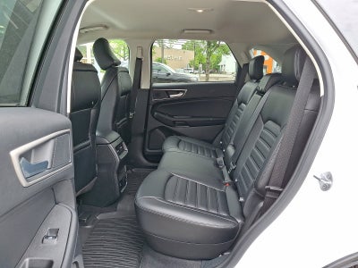 2023 Ford Edge Base