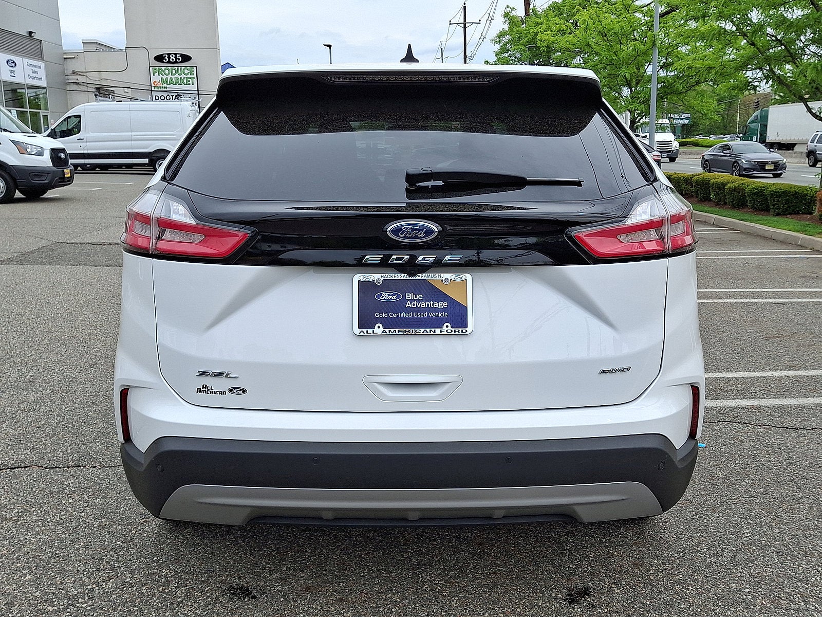 2023 Ford Edge Base