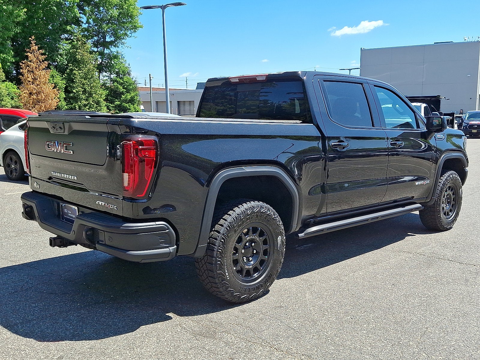 2024 GMC Sierra 1500 AT4X