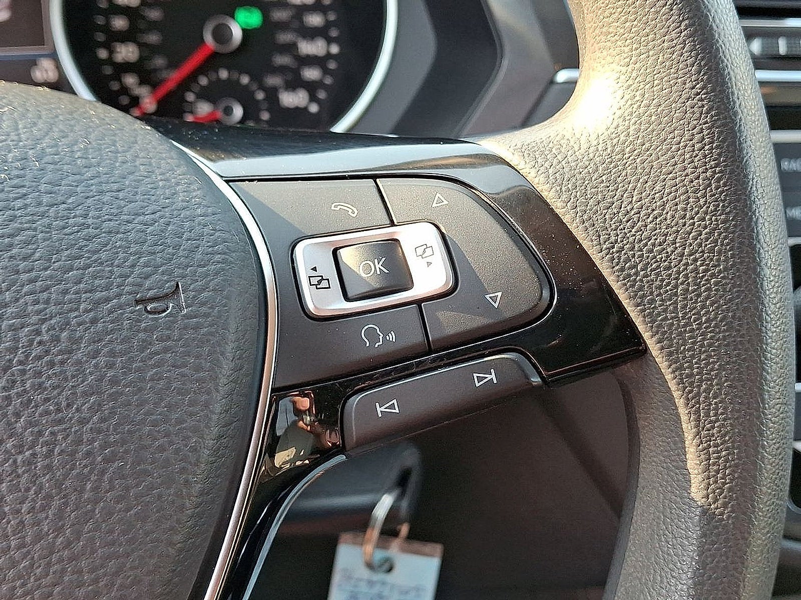 2018 Volkswagen Tiguan S