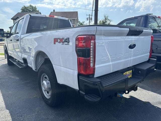 2023 Ford Super Duty F-350 SRW XL